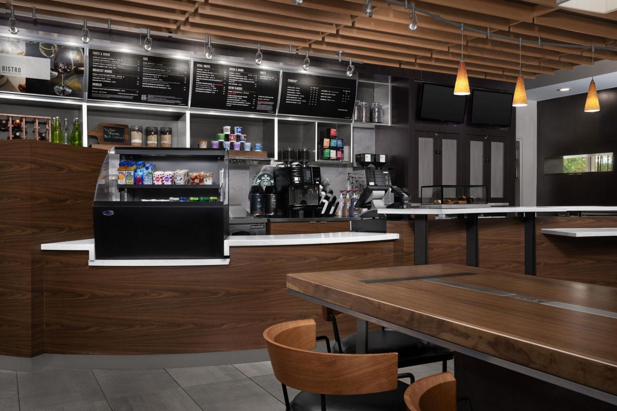 Courtyard By Marriott Philadelphia Bensalem