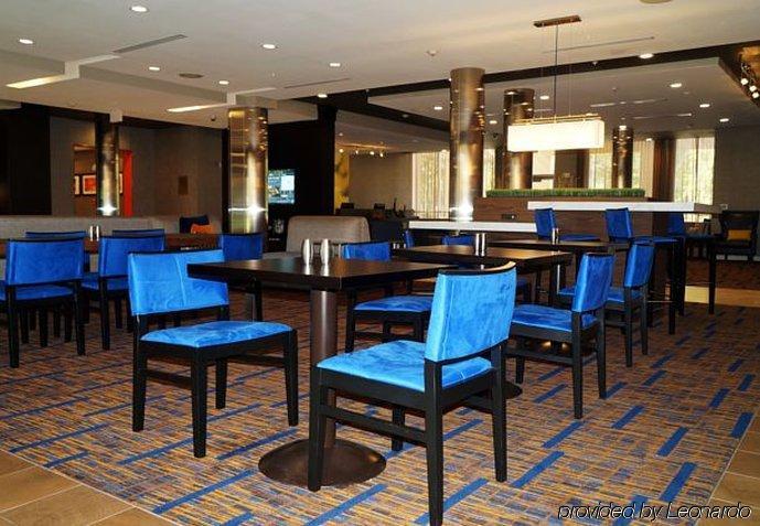 Courtyard By Marriott Philadelphia Hotel